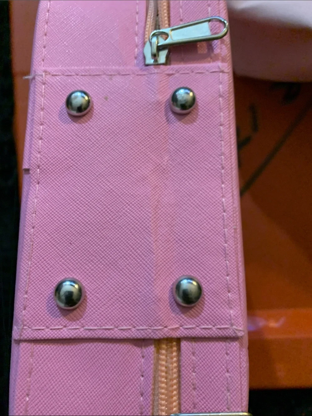 The Unbranded Brand bright pink